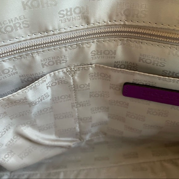 Michael kors bag,  saffiano in pomegranate - Picture 4 of 7